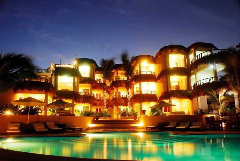 Hotel Playa La Media Luna Isla Mujeres Eksteriør bilde