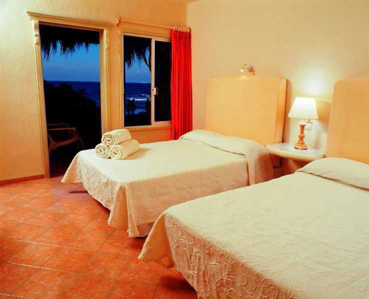 Hotel Playa La Media Luna Isla Mujeres Eksteriør bilde