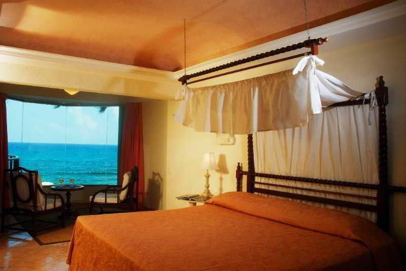 Hotel Playa La Media Luna Isla Mujeres Eksteriør bilde