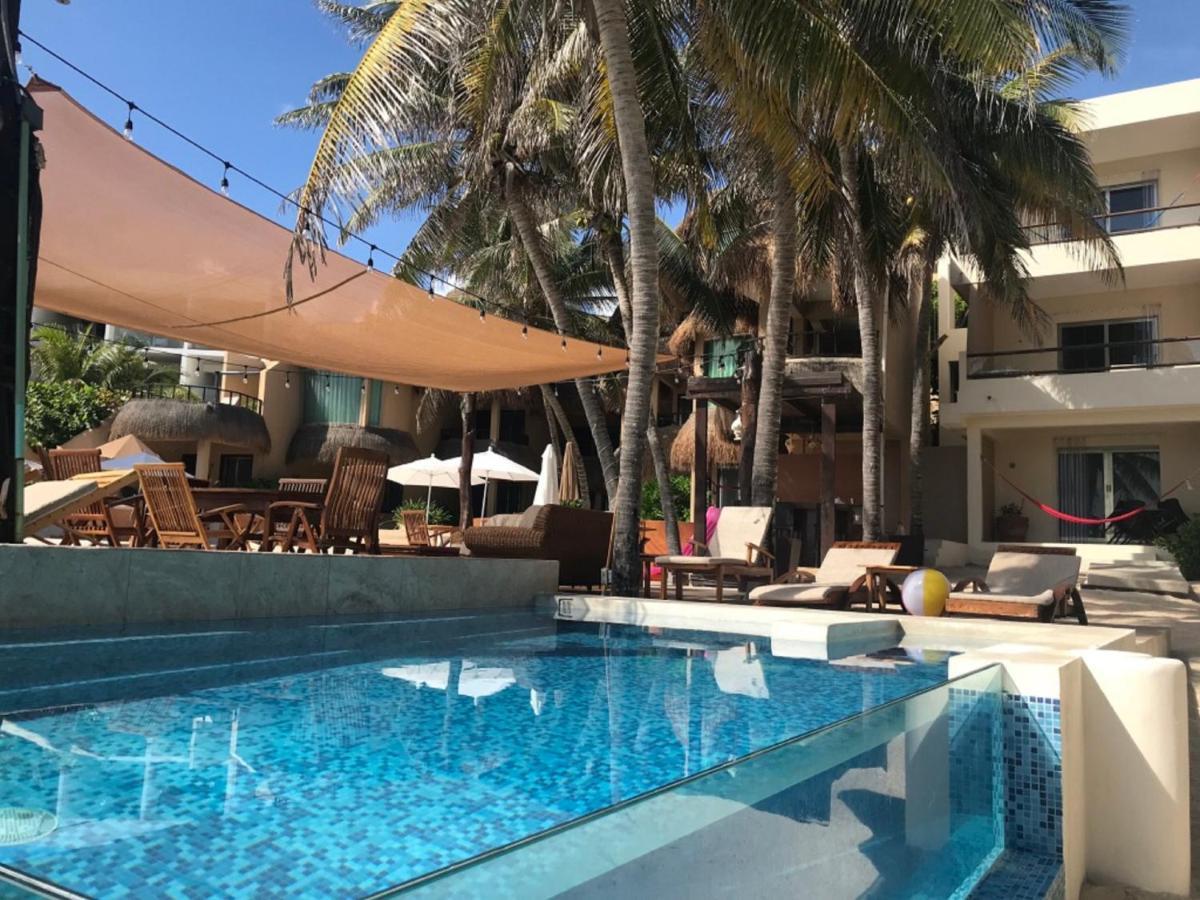Hotel Playa La Media Luna Isla Mujeres Eksteriør bilde