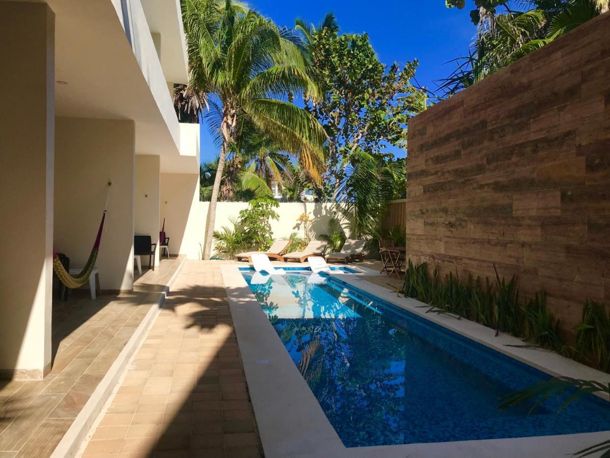 Hotel Playa La Media Luna Isla Mujeres Eksteriør bilde