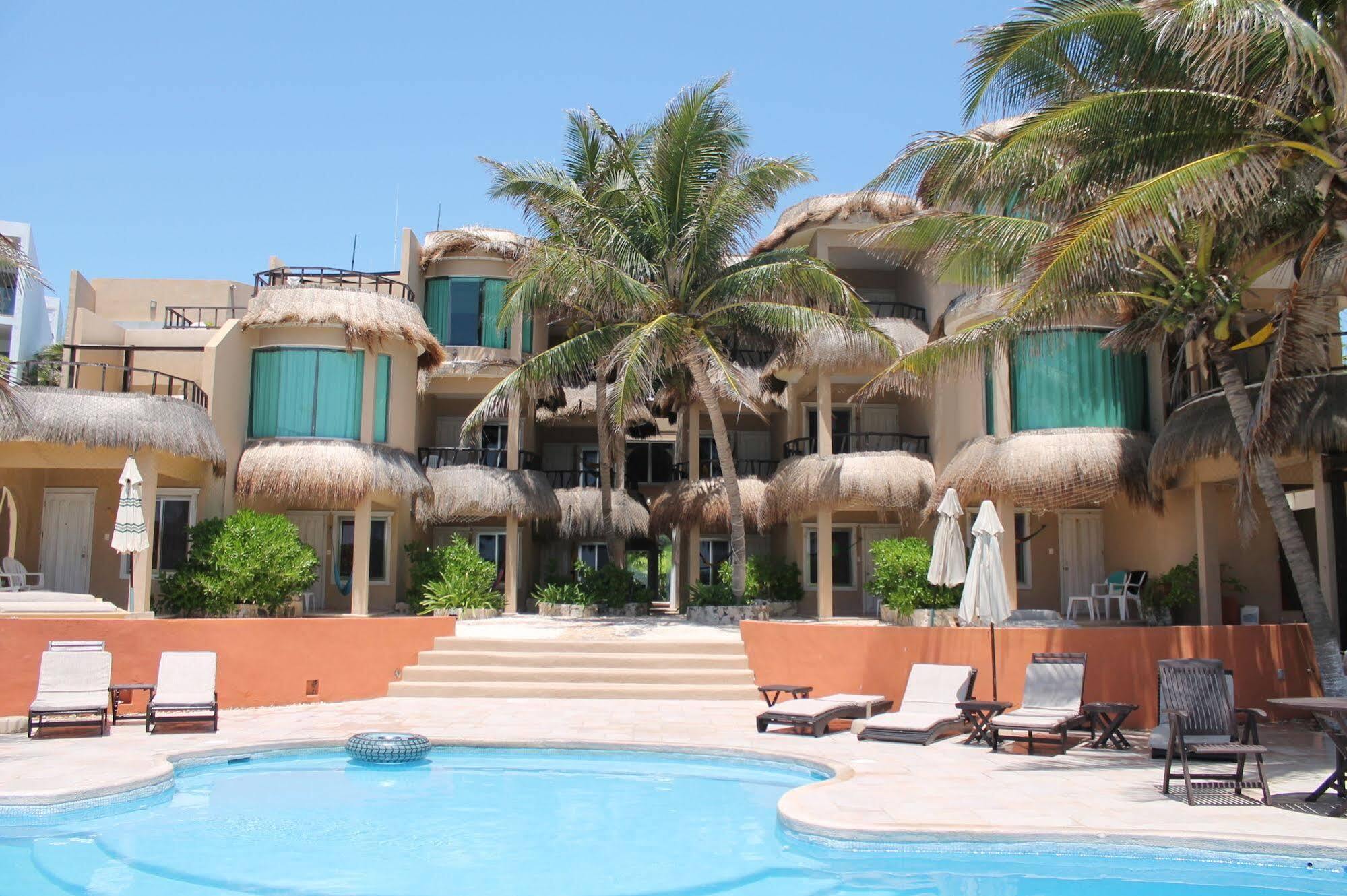 Hotel Playa La Media Luna Isla Mujeres Eksteriør bilde